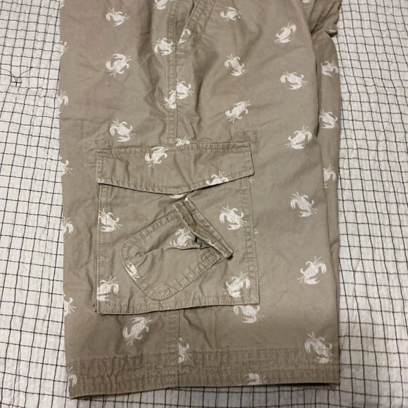 Lands End Boys 12H Cargo Shorts Khaki Crabs Nautical Summer Adjustable Waist EUC - Picture 12 of 15